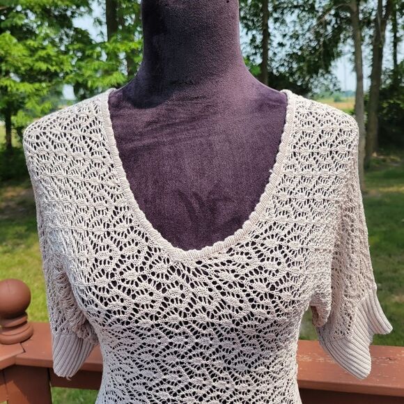 Candies Ladies Top Crochet Knit 1/2 sleeve V-Neck Pullover Cream Large - Picture 5 of 13